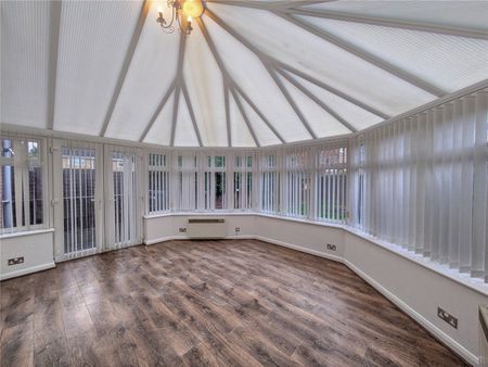 4 bed semi-detached house to rent in Hartforth Avenue, Middlesbrough, TS5 - Photo 2