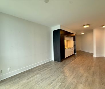 For Lease - 1 Edgewater Drive Unit# 614, Toronto, Ontario - Photo 2