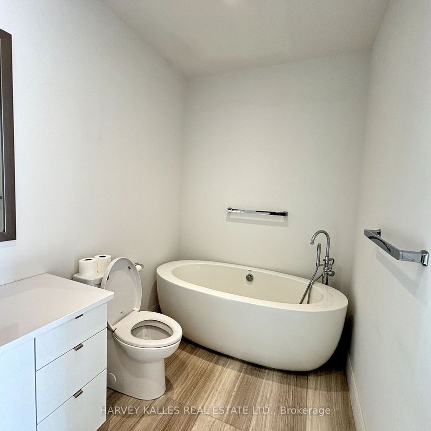 For Lease - 825 Church Street Unit# PH201, Toronto, Ontario - Photo 1