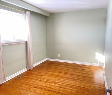 For Lease - 37 Tapley Drive, Toronto, Ontario - Photo 4