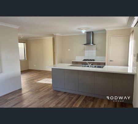 10 Friar Rd, Armadale, WA 6112 - Photo 2