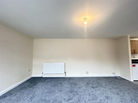 2 bedroom house to rent - Photo 1