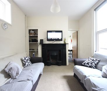 Cricklade Road, - Photo 2