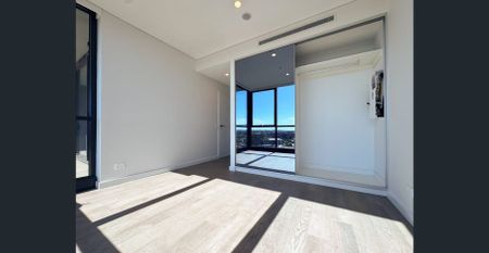 Brand New Furnished Designer 2-Bed Apartment with Secure Parking | ALBA, Green Square - Photo 5