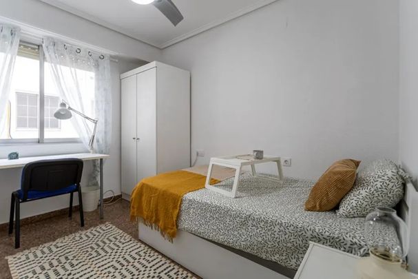 Carrer del Beat Joan Grande, Valencia, Valencian Community 46011 - Photo 1