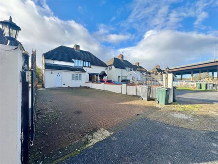 5 bedroom terraced house to rent - Photo 5