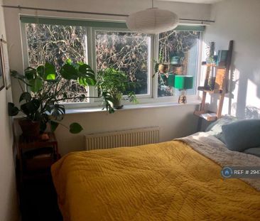 3 bedroom terraced house to rent - Photo 2