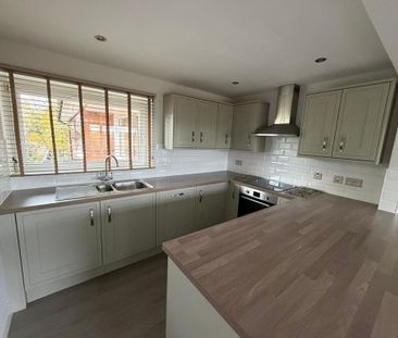 2 bedroom apartment to rent - Photo 5