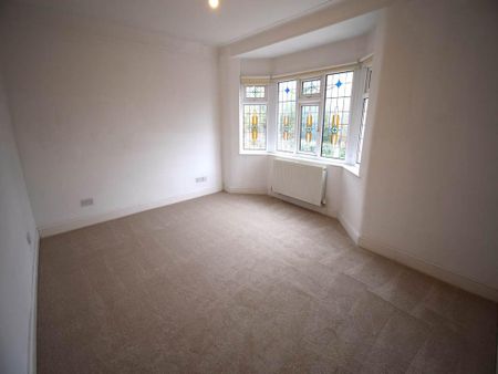 3 bedroom link detached house to rent - Photo 4