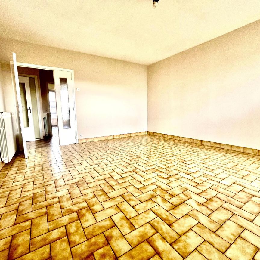 Location Appartement 3 pièces 71m² BRIVE LA GAILLARDE 19100 - Photo 1