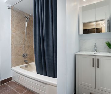 For Lease - 787 Knox Avenue, Hamilton, Ontario - Photo 3