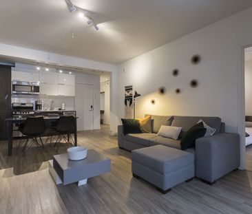 Castle Lofts - Photo 3