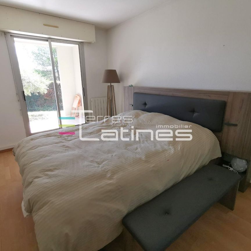 Location Appartement 3 pièces 75m² NIMES 30900 - Photo 1