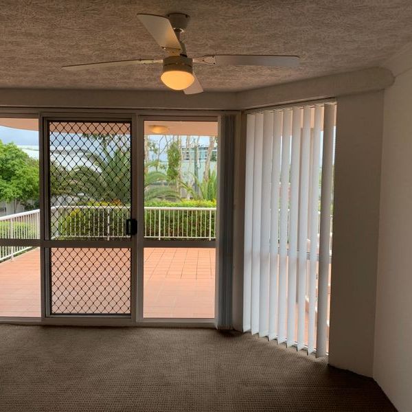 2/15 Jubilee Avenue - Photo 1