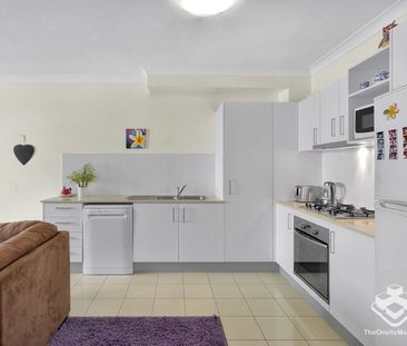 *James St Precinct *Storage*Privacy* 1x Bed 1x Bath 1xCarpark - Photo 6