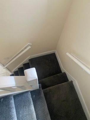 5 Bed Terraced House, Dunsford Road, B66 - Photo 1