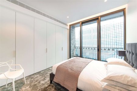 Impressive 2 bedroom, 2 bathroom, spacious apartment in a highly contemporary modern development with concierge, gym and beautiful roof terrace, within 0.1 miles of St. James Park Station - Photo 5