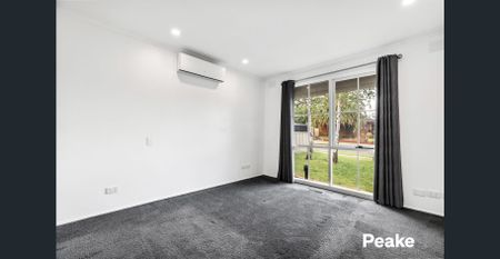 Beautifully Renovated Three Bedroom Home In Prime Location - Photo 3