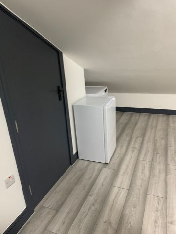 Room in a Shared House, Elsiemaud Road, SE4 - Photo 5