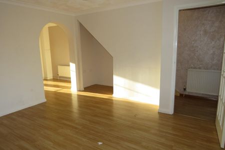Fox Close - Photo 3