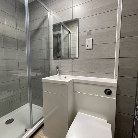 Studio Flat, Charndon Close, RG2 - Photo 4