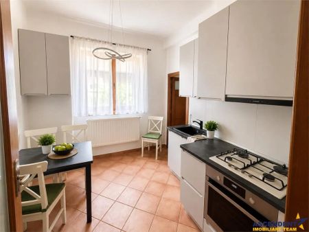 Pet friendly! Refugiu urban, regim vila, 2 camere, 65 mp+ 20mp gradina privata, regim vila, Dealul Cetatii, Brasov - Fotografie 4