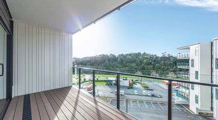 ALBANY LUXURY APARTMENT CALLING NOW - Photo 3