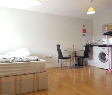 Chapel Walk, Hendon, NW4 - Photo 5