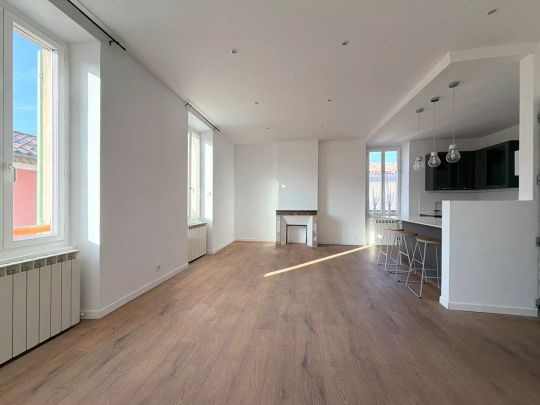 A LOUER PERTUIS 84120 CENTRE VILLE APPARTEMENT TYPE 3 PIECES D'ENVIRON 73M² AVEC CAVE - Photo 1