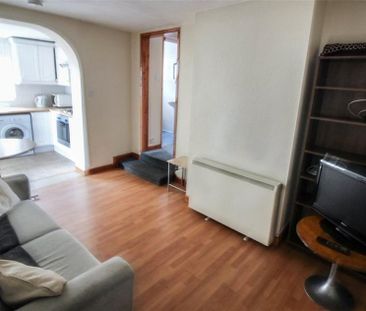 4 bedroom maisonette to rent - Photo 1