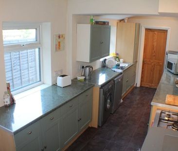 Room in a Shared House, Rosebery Avenue, NG2 - Photo 1