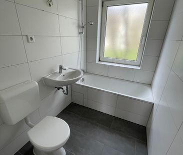 Mietwohnung in Nürnberg - Moderne 3-Zimmer-Wohnung im 1. OG in St. ... - Photo 2