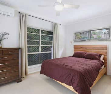 Spacious and Charming Little Mountain Home! - Photo 3