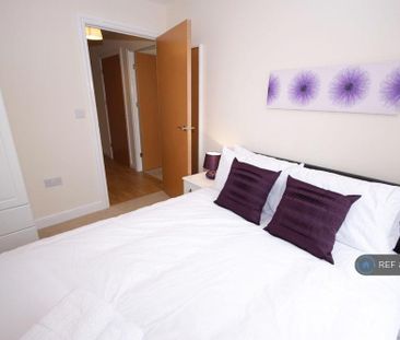 2 bedroom flat to rent - Photo 5