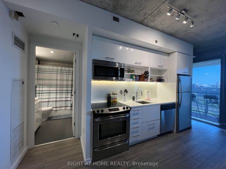 River City II Lofts 32 , #905 - Photo 5