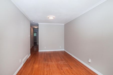 For Lease - 92 Fortrose Crescent, Toronto, Ontario - Photo 5