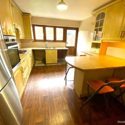 2 bedroom property to rent in London - Photo 1