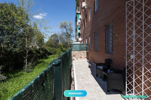 Calle de las Marismas, Madrid, Community of Madrid 28038 - Photo 1