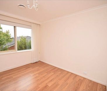 Caulfield - Photo 6