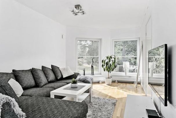 Radhus uthyres i Sollentuna - Photo 1