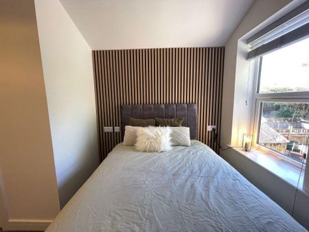 1 bedroom in a house share to rent - Photo 5