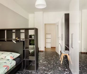 Largo Giovanni Battista Scalabrini, Milan, Lombardy 20146 - Photo 6