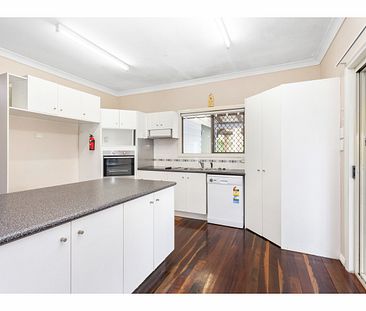 2 Bowen Terrace, The Range - Photo 6