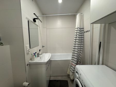 3 odrębne pokoje, balkon - po remoncie - Zdjęcie 5