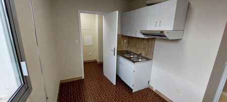 Location Appartement 33m² USSEL 19200 - Photo 3