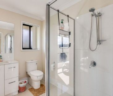 Stylish 3 Bedroom Unit Wyreema with a Spacious Backyard - Photo 5