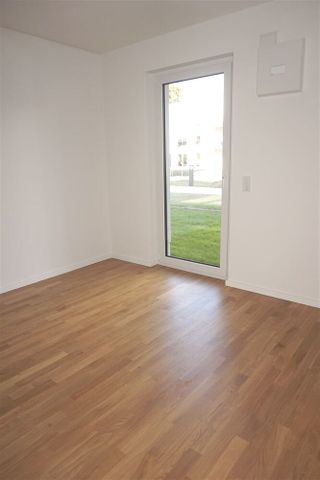 Toplage an der Mosel: Stilvolle 3-Zimmer-Wohnung mit EBK und großzügiger Terrasse - Foto 2