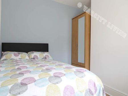 322 Caernarfon Road - Photo 5