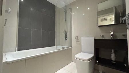 3 Bedroom Apartment To Let - Photo 4