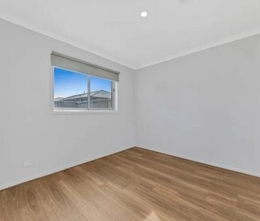 9 Heidelberg Street, Mambourin - Photo 2